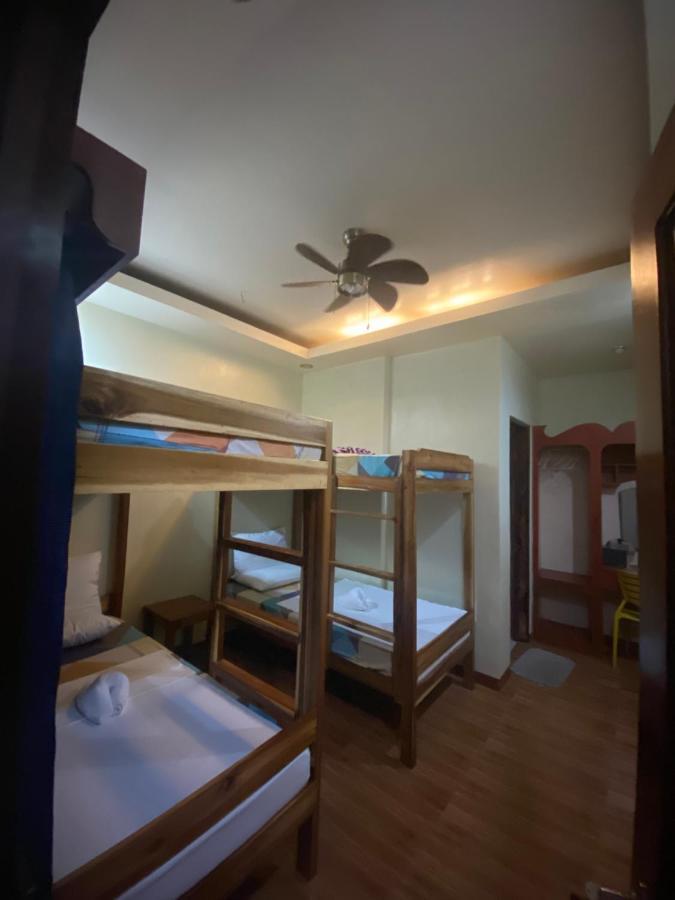 Seaslugs Travellers Inn El Nido Extérieur photo