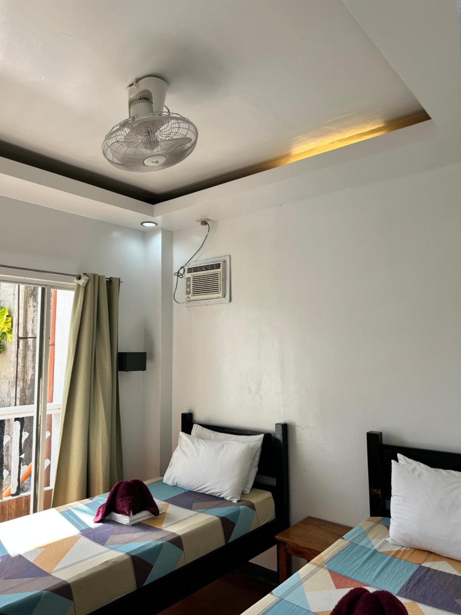 Seaslugs Travellers Inn El Nido Extérieur photo