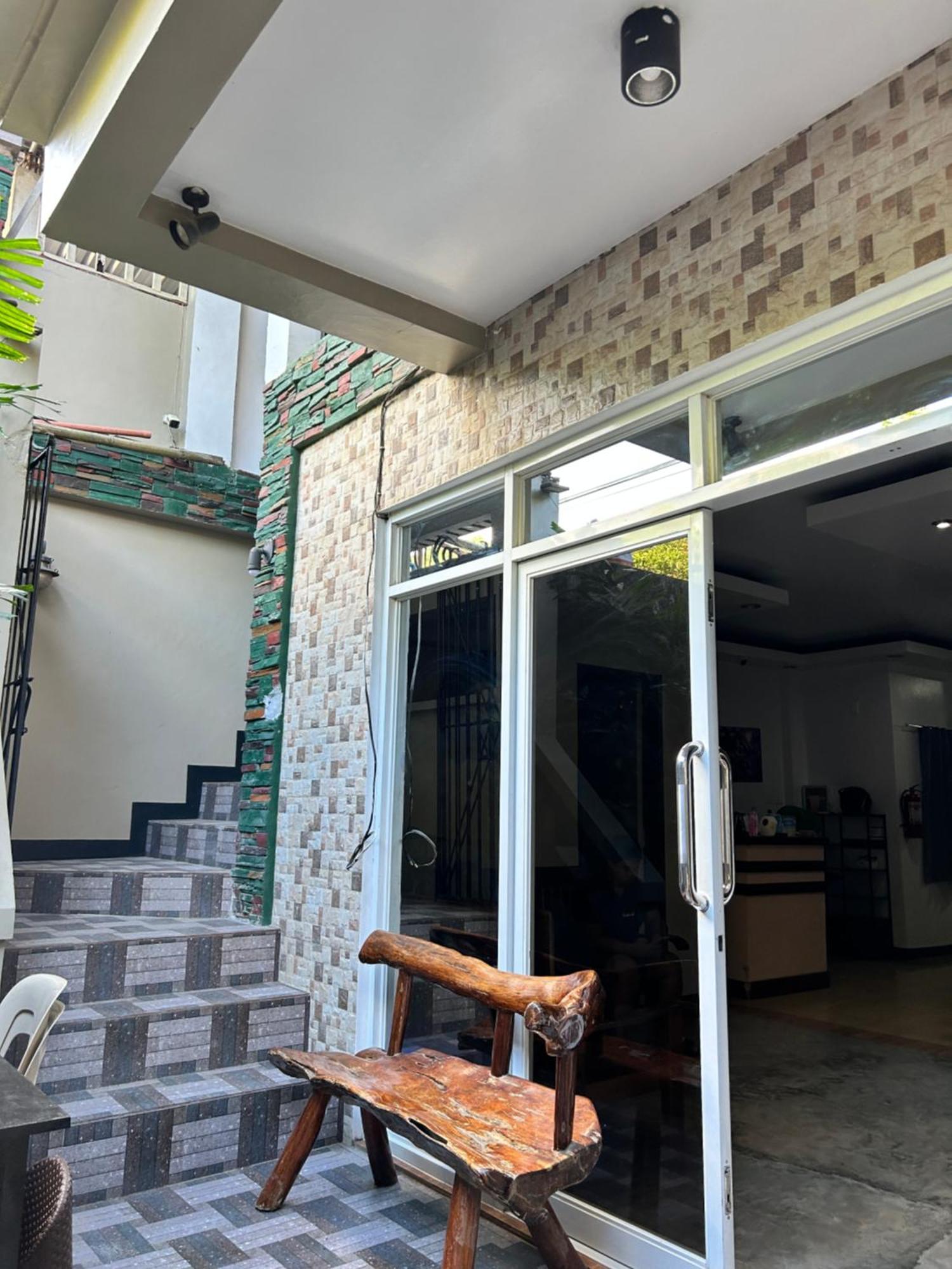 Seaslugs Travellers Inn El Nido Extérieur photo