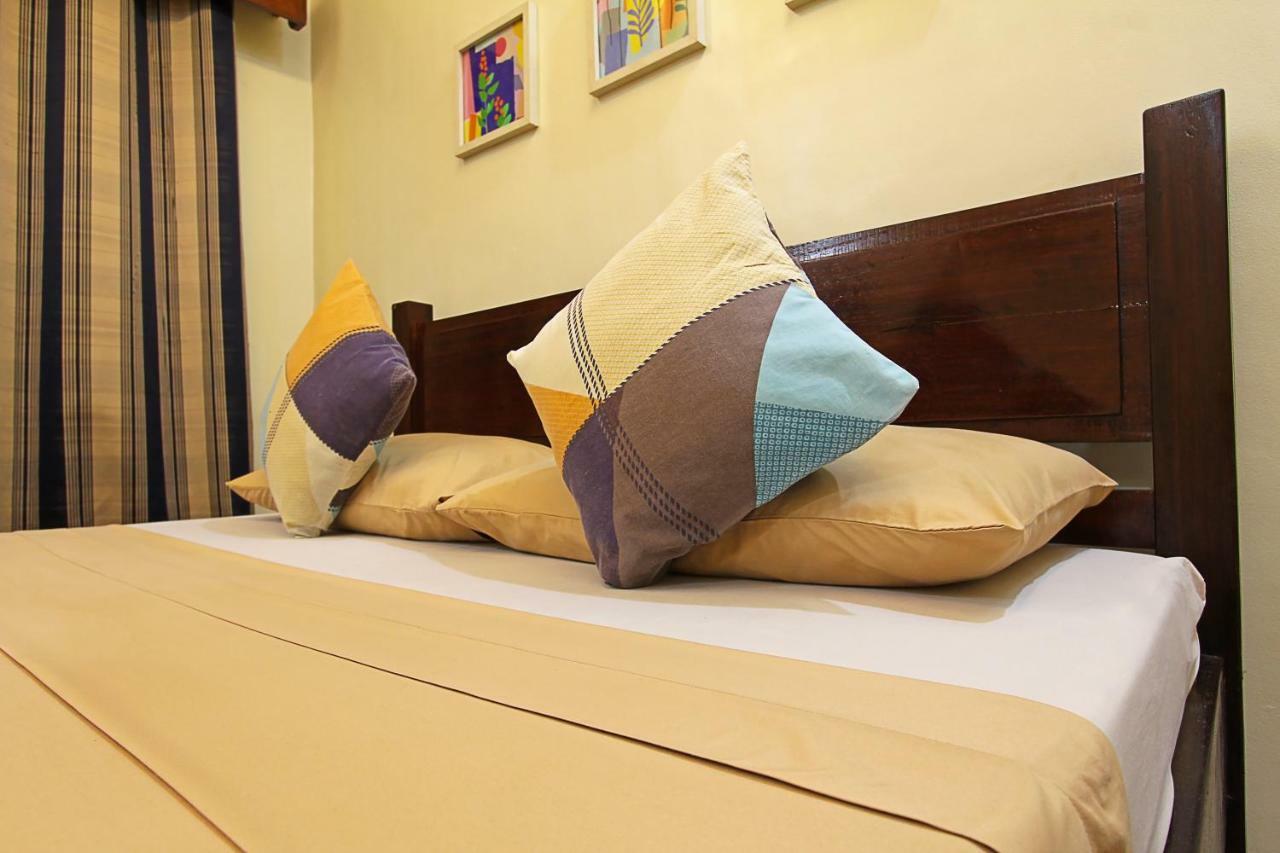 Seaslugs Travellers Inn El Nido Extérieur photo